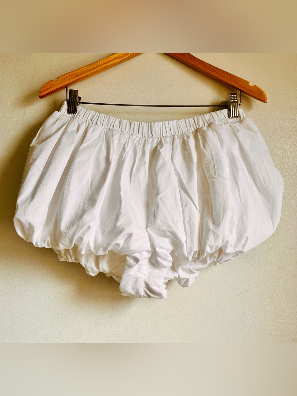 ARITZIA Souffle Poplin Short - Picture 9 of 12